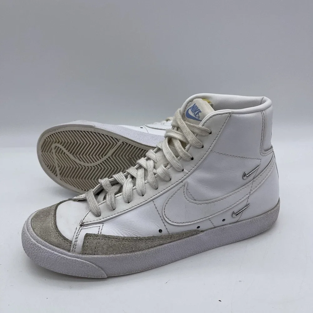 Nike Blazer Mid '77 LX 'Sisterhood' Women's Size 7.5 Sneakers CZ4627-100 White